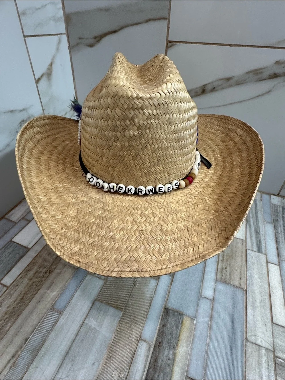 Texas hat Company Straw Cowboy Hat Oodahekrwees Tribe Beaded Thunderbird  7 1/8